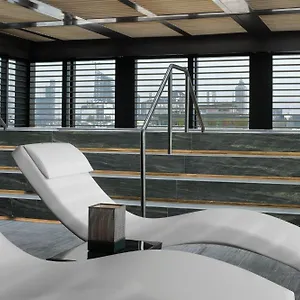 Отель Armani *****